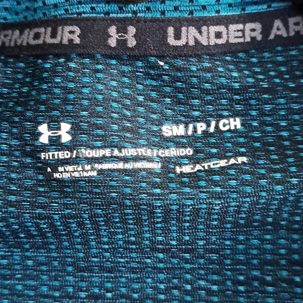 Under Armour Womens Small Green/blue Quarter Zip Light Weight Pull Over. - Picture 2 of 5